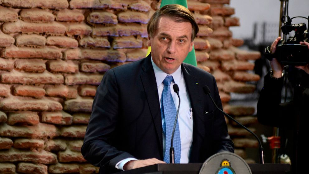 Bolsonaro sigue provocando (Jonatan Moreno - Crónica).