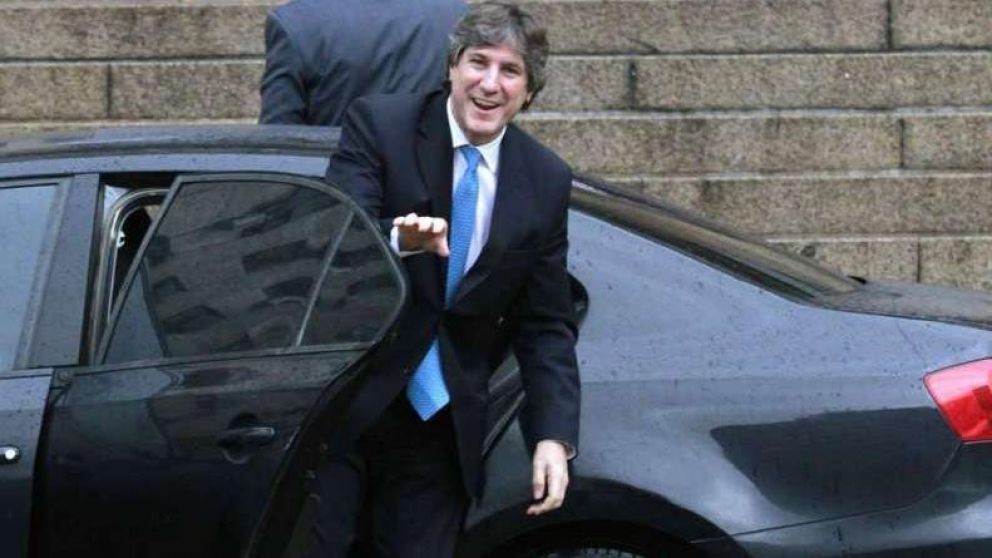 El ex vicepresidente fue condenado a 3 años de prisión en suspenso.