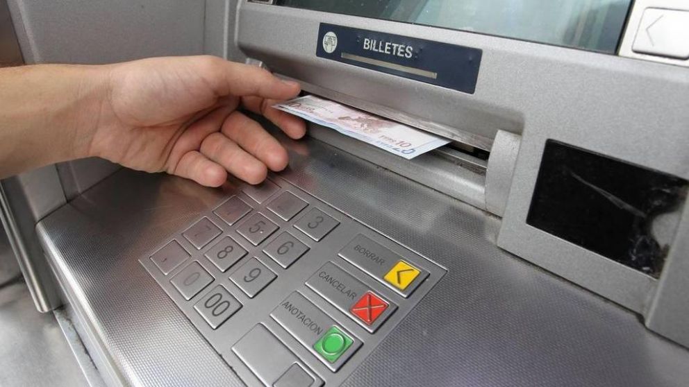 El �ndice de Salarios aument� 17,9% en el primer semestre, por debajo del 22,4% de la inflaci�n