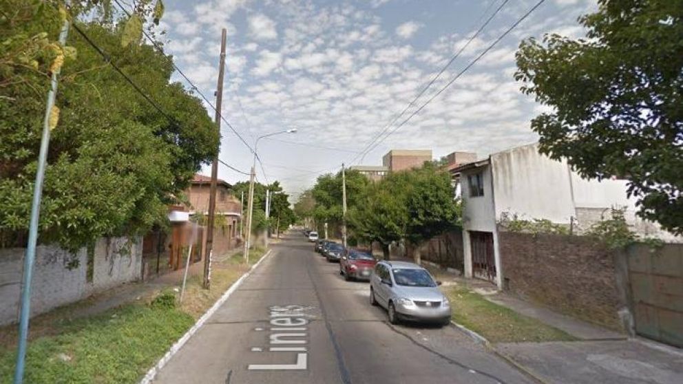 El crimen fue en la calle Liniers, en la localidad bonaerense de Quilmes. (Google Street View)