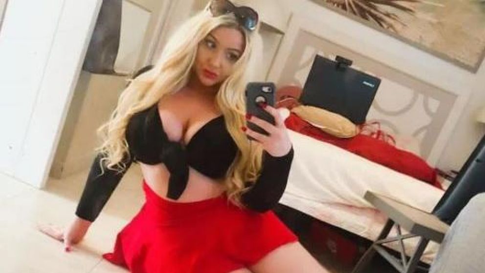 La mujer de 27 años culpo a su pequeña mascota Ángel.