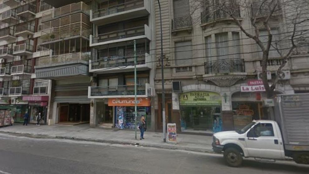 En este cuadra del barrio porte�o de Almagro ocurri� el sangriento asalto. (Google Street View)
