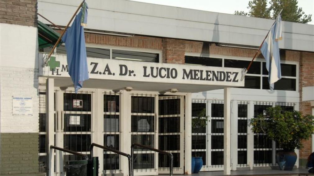 El menor, de dos años, fue atendido por los médicos en este centro asistencial, en Adrogué.