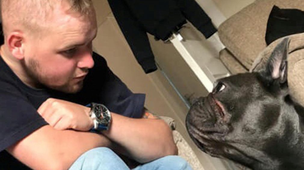 Stuart y su compa�ero, Nero.