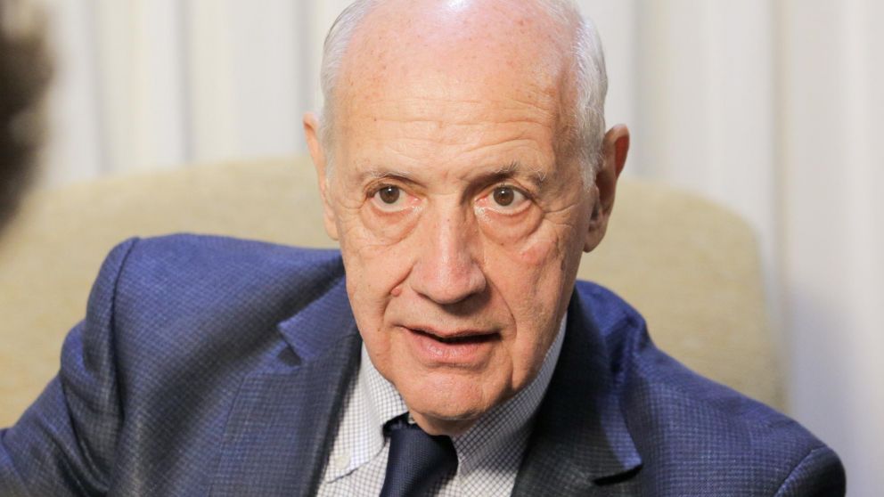 El candidato a presidente por Consenso Federal, Roberto Lavagna, anunció que aceptará la propuesta de colaborar con el gobierno.