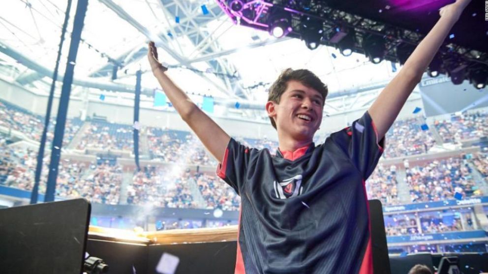  Kyle �Bugha� Giersdorf, tras ganar el certamen de Fortnite que entrega 3 millones de d�lares al ganador.