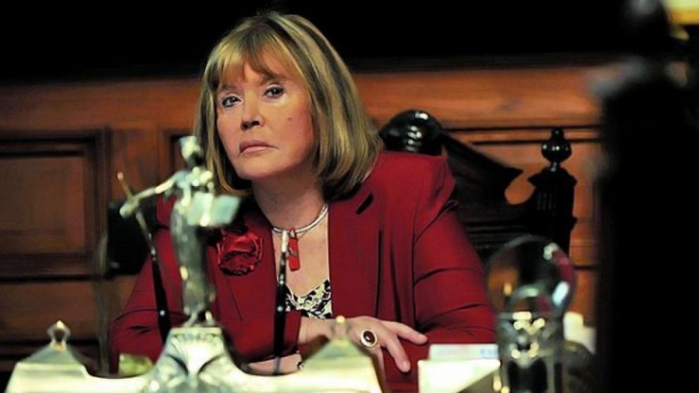 La jueza Servini pidió un "informe detallado" tras el escrutinio.