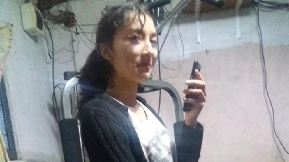 Débora tenía 17 años.