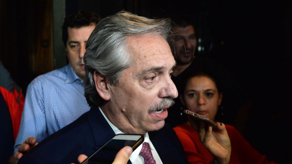 El ex jefe de Gabinete admitió que pedirá ayuda a empresarios y sindicatos (Crónica).