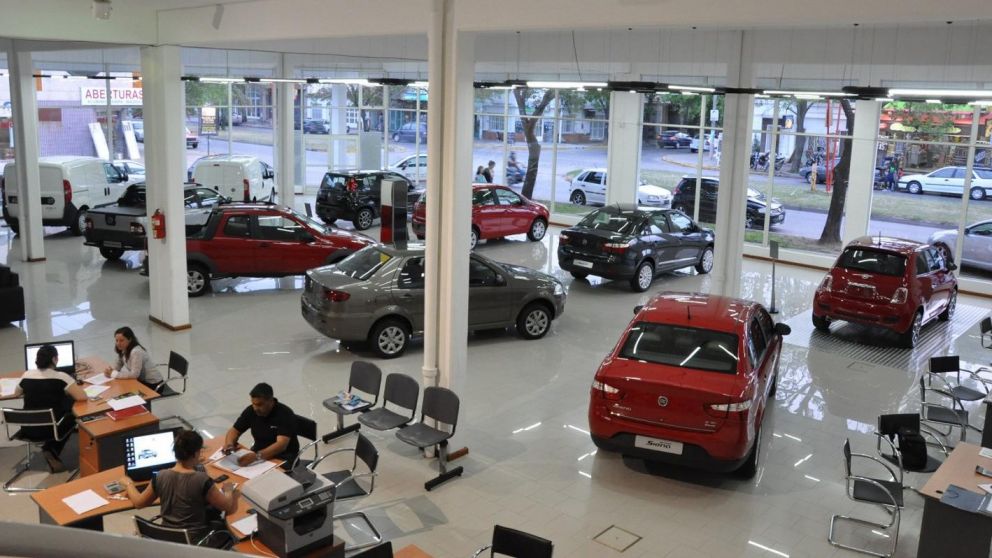 Tras las PASO las concesionarias suspendieron las facturaciones de sus unidades (Foto: Archivo)