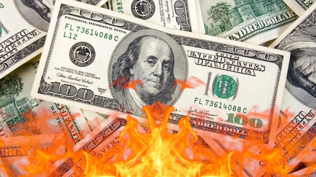 La divisa norteamerica roza su m�ximo hist�rico. (Cr�nica)
