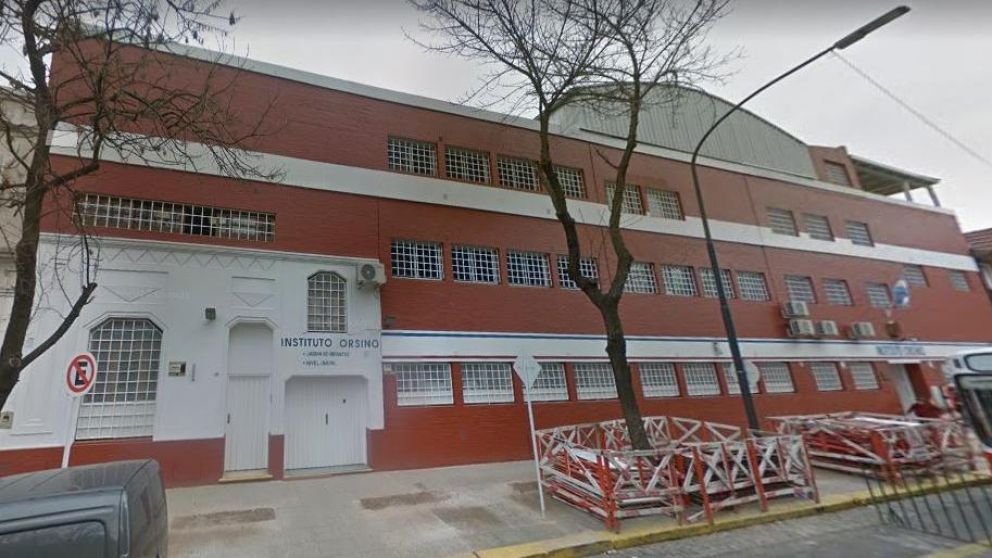 La irregularidad se registró en una escuela de Caballito. (Google Street View)