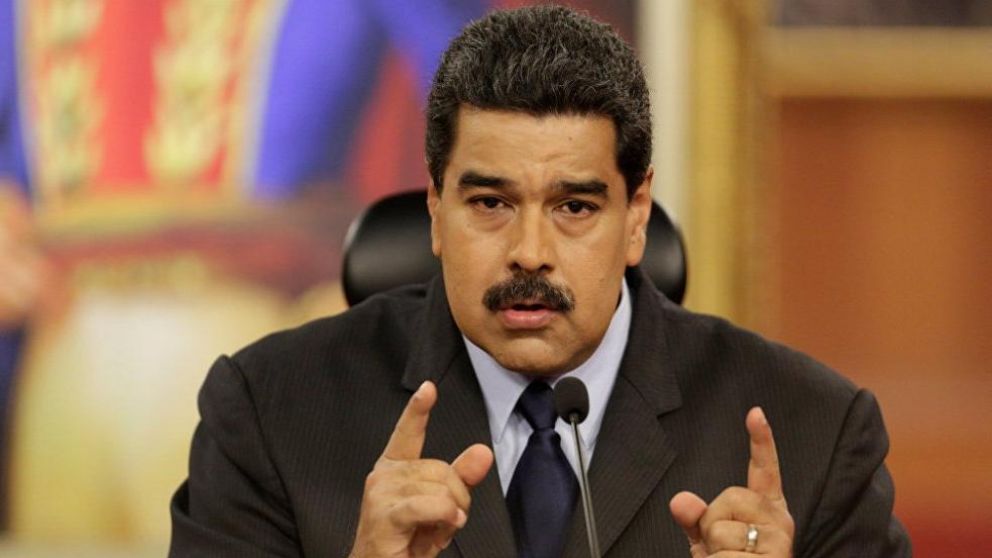 En medio del bloqueo, Maduró llamó "gusano despreciable" a Guaidó.