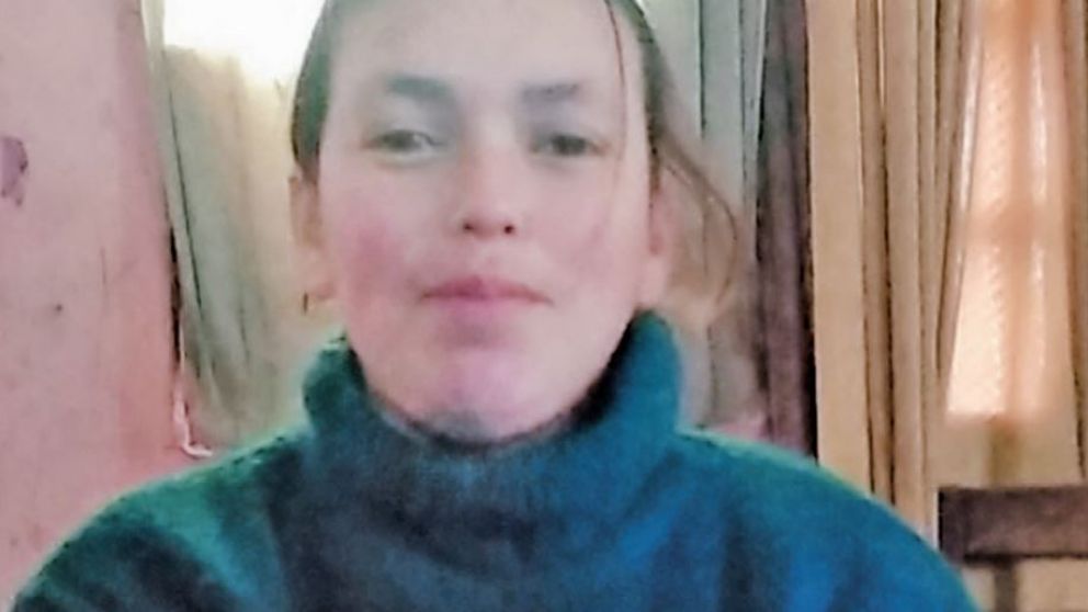 Alimenta a sus hijos con té y zapallo por falta de recursos