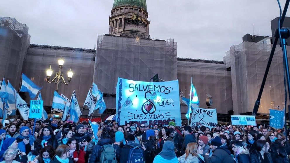 Los celeste coparon el Congreso.