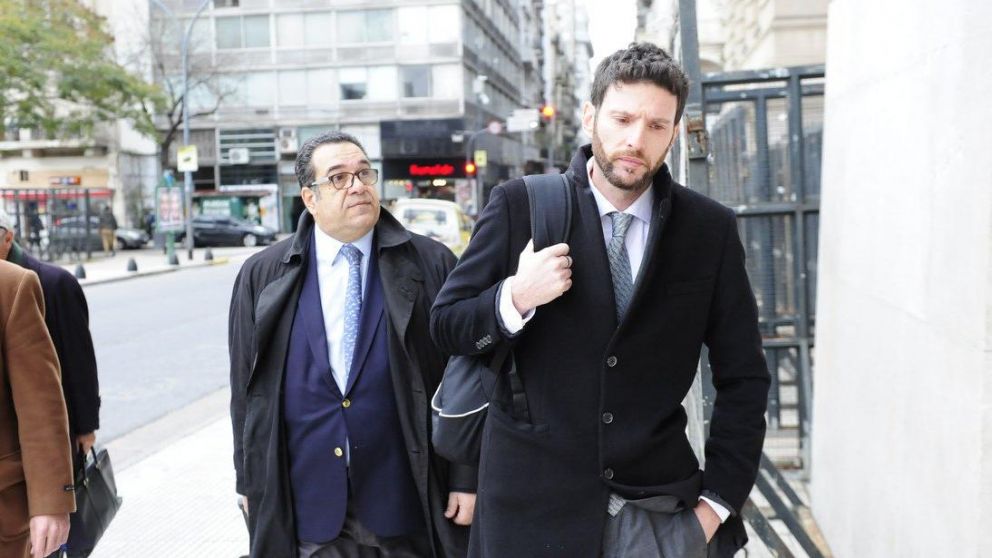 La iniciativa se difundió a través de las redes sociales con el hashtag #SomosMédicosNoAsesinos