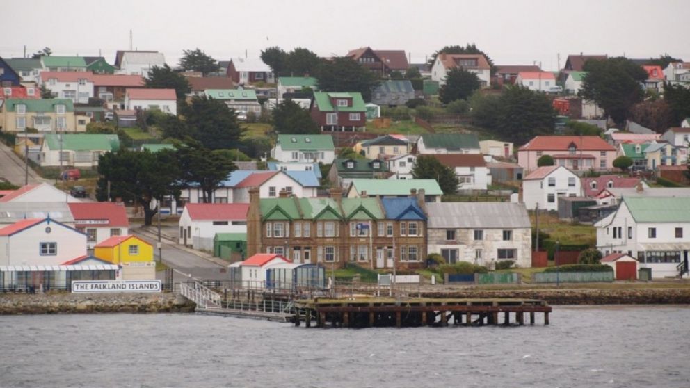 Empresas "piratas", con permiso para licitar ante el gobierno argentino.