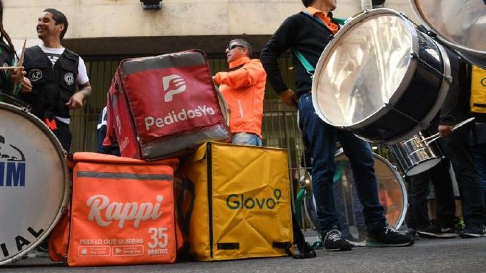 El Gobierno hará una presentación judicial para que habiliten nuevamente a las empresas.