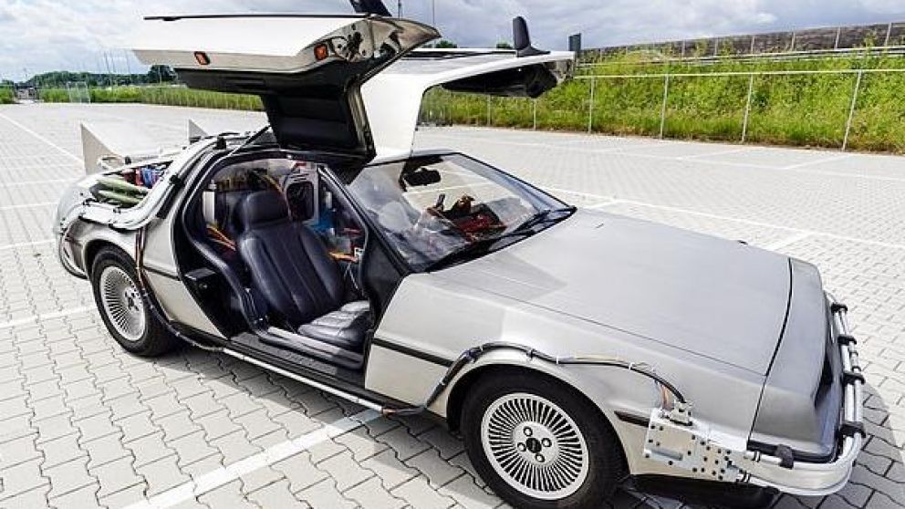 El coche es simular al utilizado en la popular película.