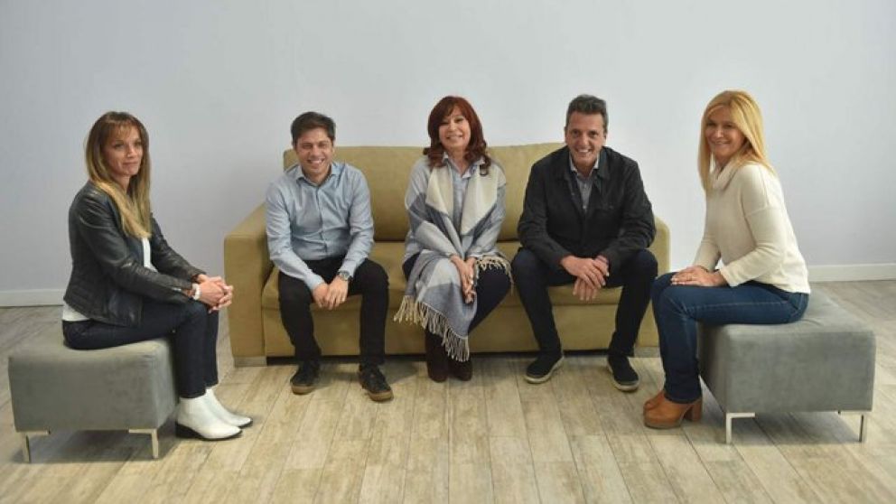 La ex mandataria y el ex diputado nacional se mostraron juntos tras estar distanciados durante varios años.