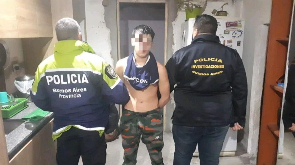 El acusado fue detenido en un asentamiento de Lanús.