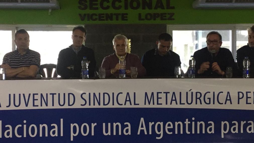 Caló se encargó de hablar en el cierre.