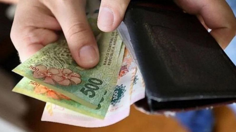 En el acumulado, el índice de salarios subió un 38,4%.