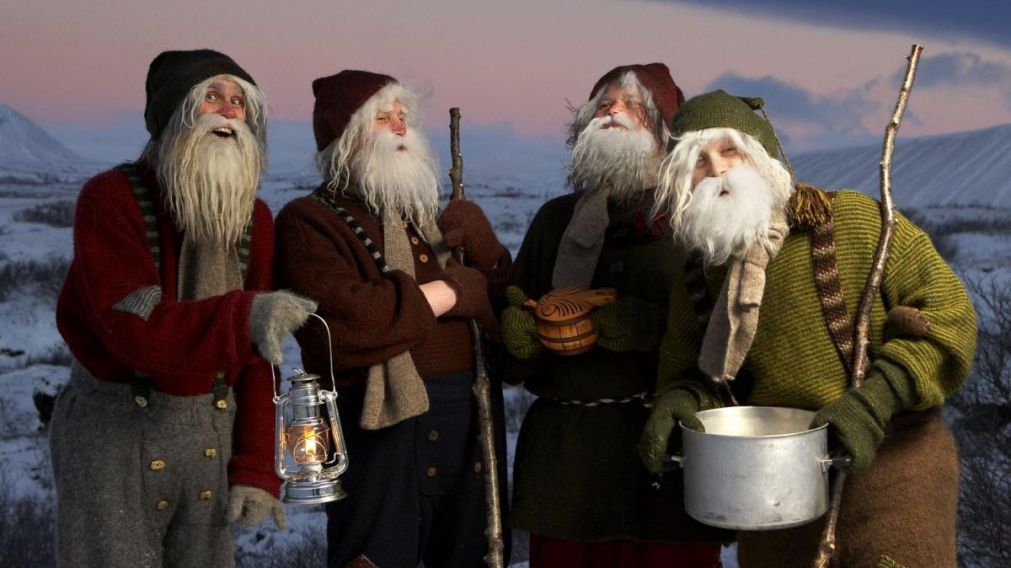 Para las festividades navideñas, los islandeses se difrazan por la tradición muy arraigada