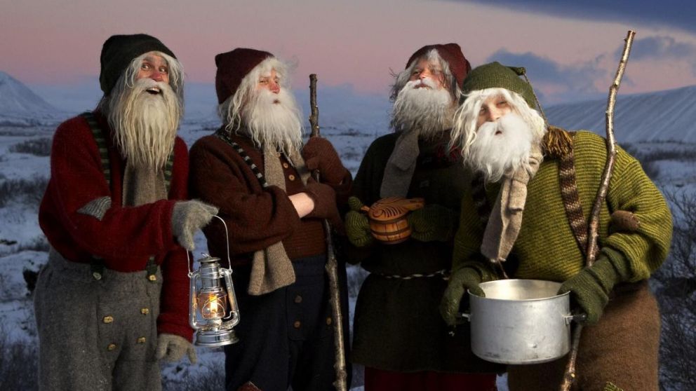 Para las festividades navideñas, los islandeses se difrazan por la tradición muy arraigada