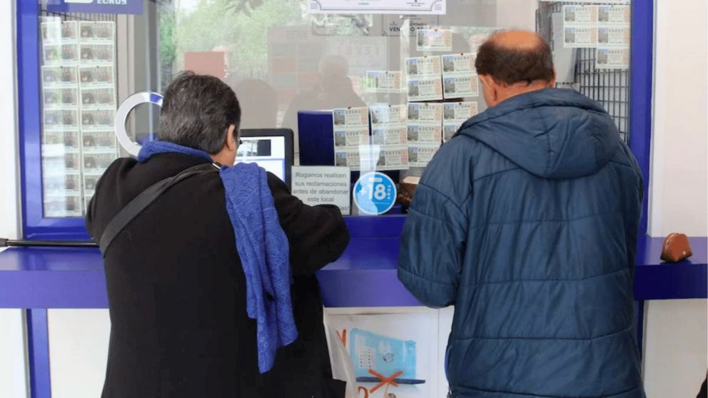 Lejos de derrochar sus premios, el matrimonio invirtió el dinero en algo que sorprendió a muchos (Imagen ilustrativa).