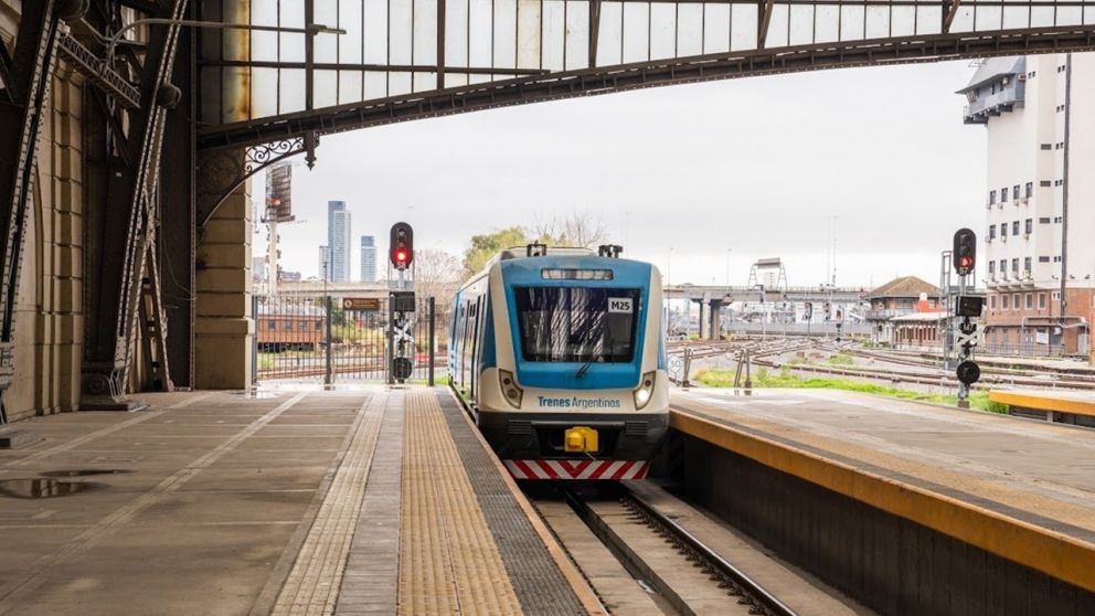 Los tres ramales del Tren Mitre modificarán sus horarios esta semana (X/@infotrenmitre).