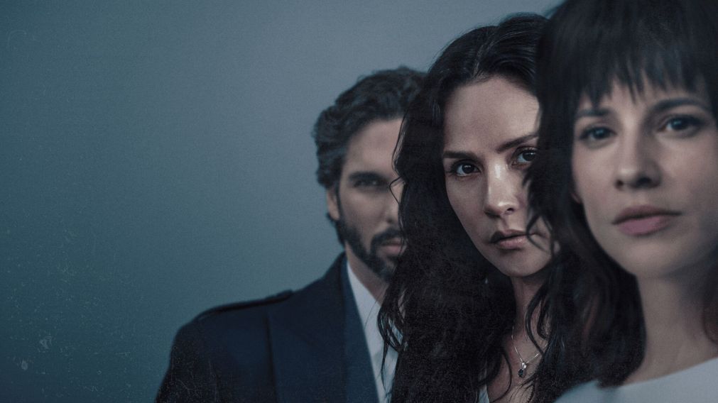 Una producción que combina suspenso y erotismo, perfecta para los amantes del drama intenso.