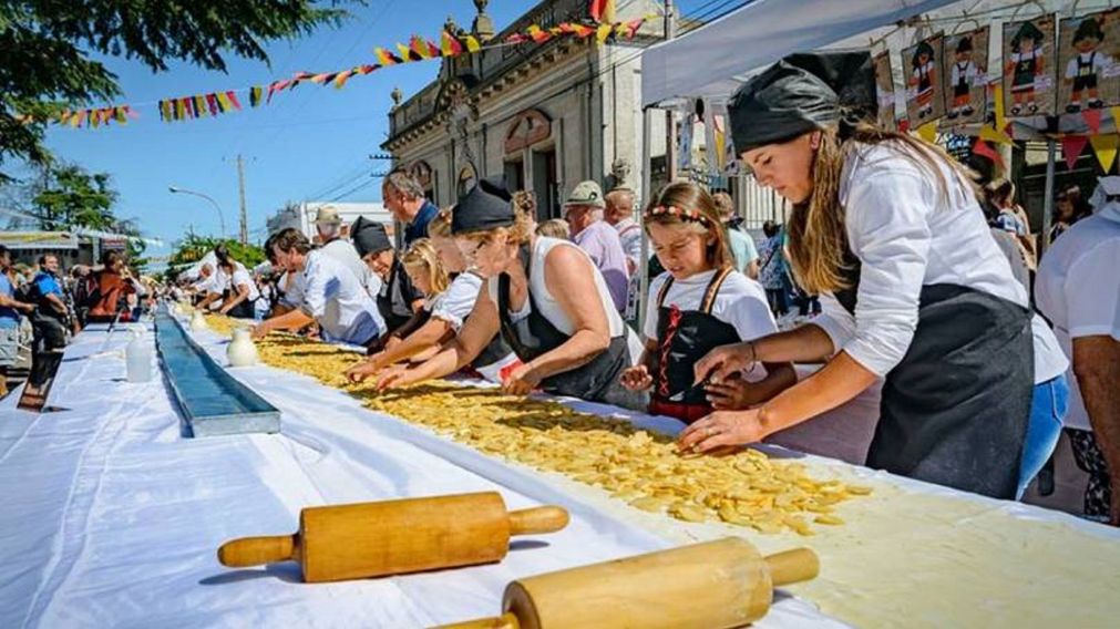 La fiesta del strudel: una celebración que combina historia, cultura y delicias para toda la familia. (IMG