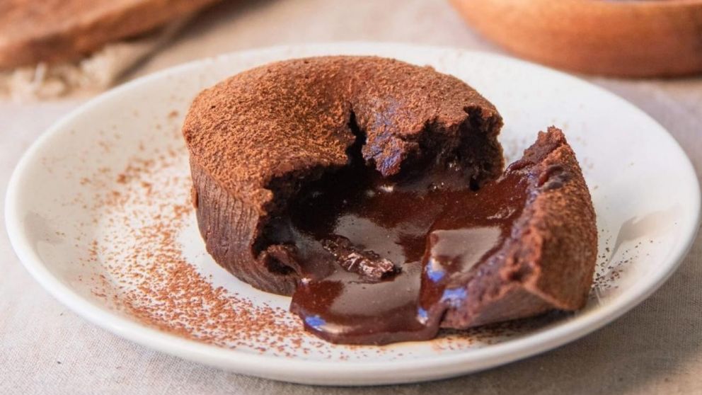Volcán de chocolate, en 5 minutos y en microondas: receta fácil y exprés (imagen ilustrativa).