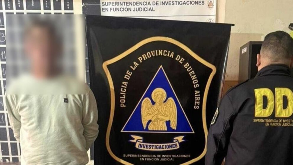 Este es el sujeto que resultó aprehendido por los investigadores policiales.