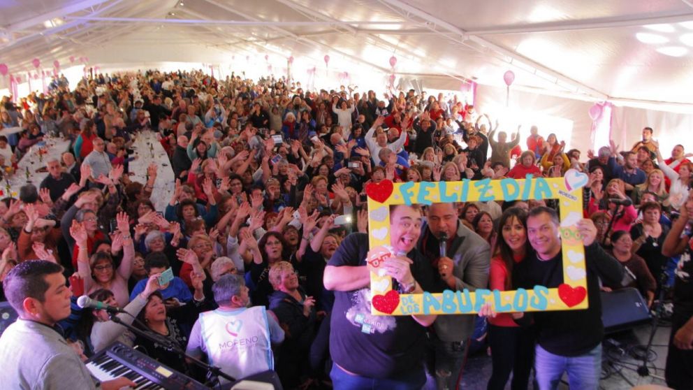 Hubo shows en vivo, sorteos y un almuerzo.