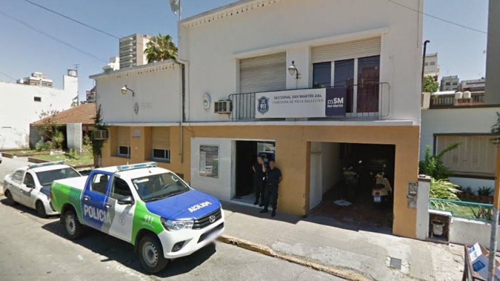 El hecho fue descubierto en la terraza de esta seccional, en el noroeste del conurbano bonaerense.