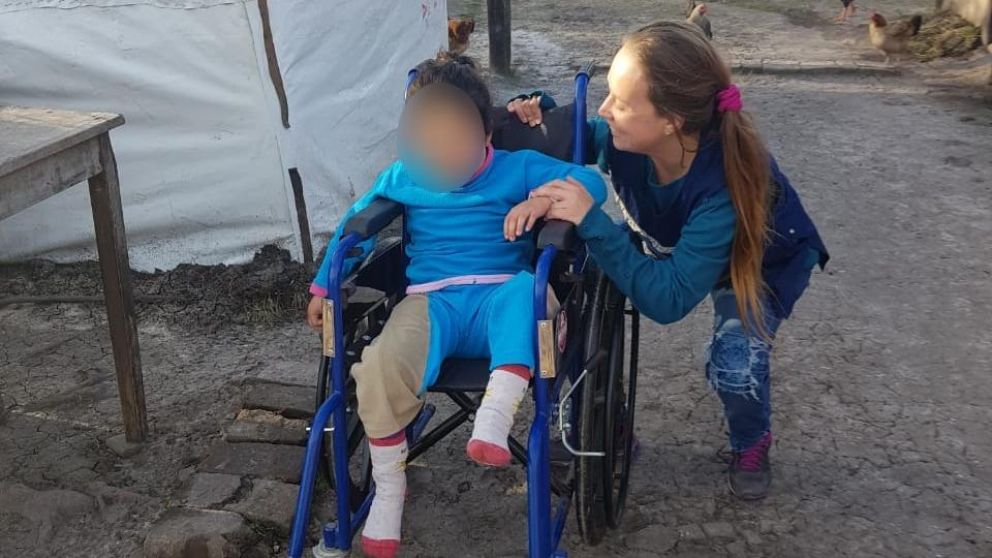 Micaela y soledad se conocieron hace un mes y ahora son inseparables.