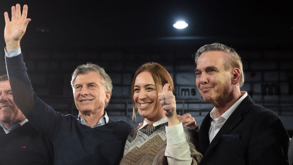 Mauricio Macri junto a Vidal y Pichetto en un acto de campaña en Mar del Plata.
