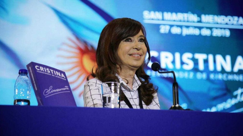 La ex presidenta, durísima contra el gobierno de Cambiemos.