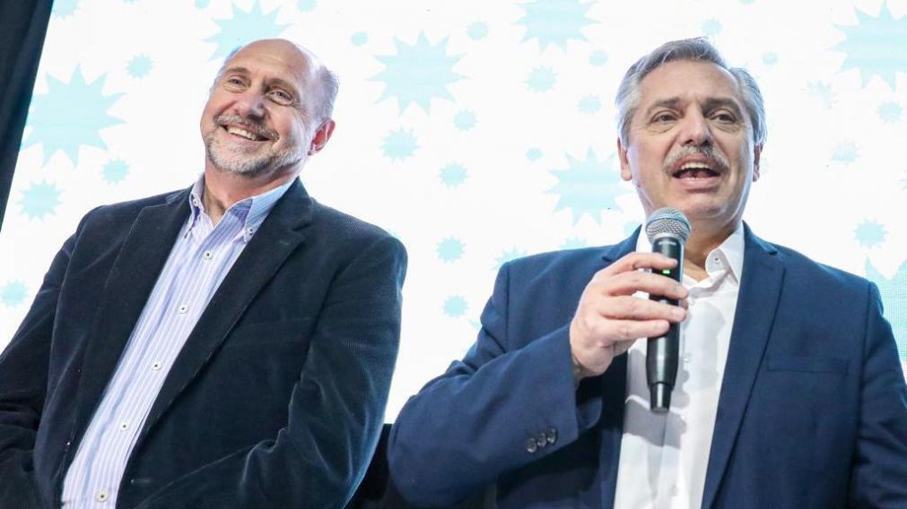 Alberto Fernández ofreció una conferencia de prensa en la ciudad de Santa Fe junto al gobernador electo, Omar Perotti.
