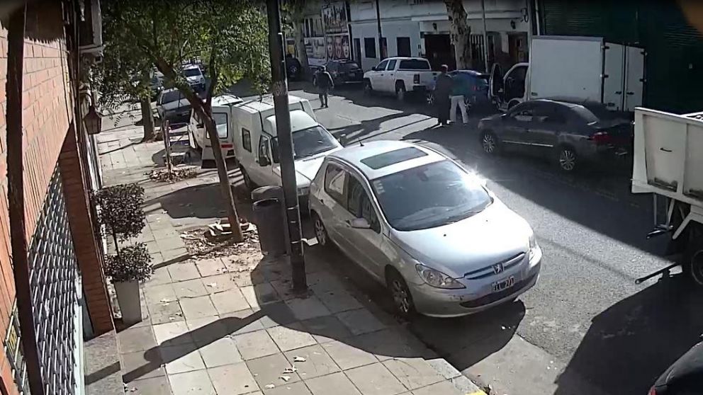 C�maras de seguridad registraron el suceso. (Captura)