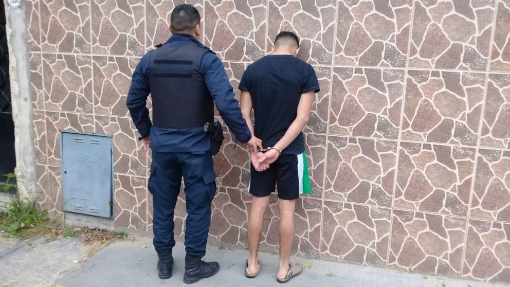 El sujeto fue detenido en Remedios de Escalada.
