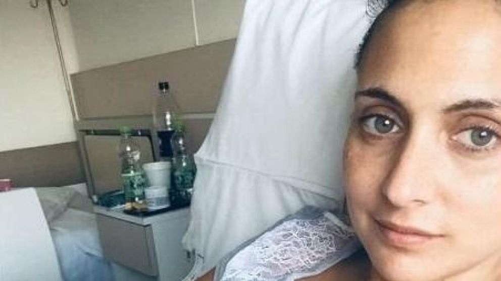 La mujer de 30 años deberá recibir varios injertos de piel.