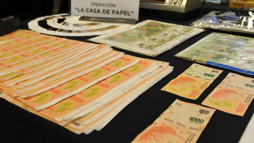 Detuvieron a cinco integrantes de la organización.