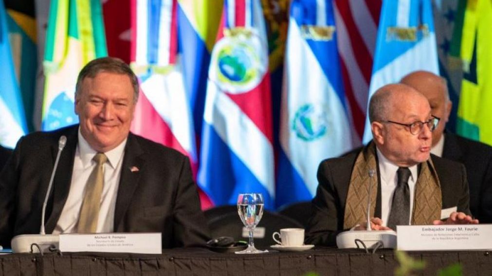 Pompeo y Faurie brindaron una conferencia de prensa en la Cancillería.