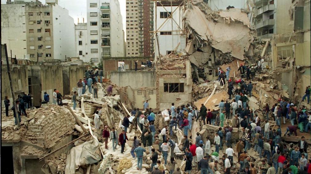 El atentado a la AMIA sigue evocando distintas sensaciones 25 años después.