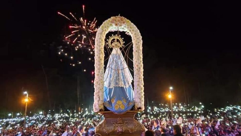 En esta ocasión se celebró el 119° aniversario de su coronación.