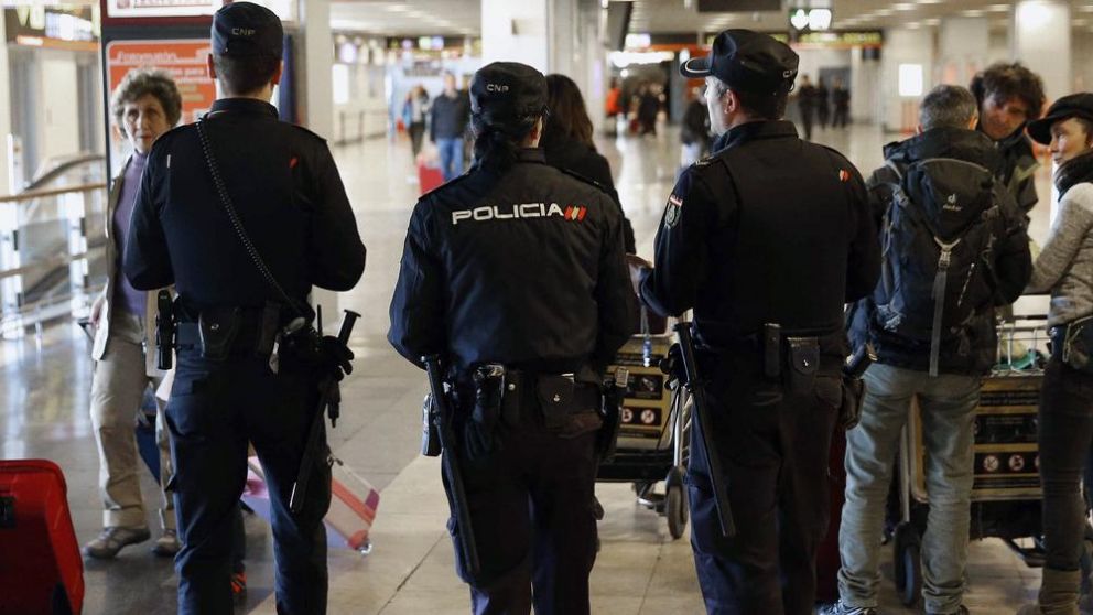 El detenido viajaba desde Bogotá, Colombia (Gentileza: El País).
