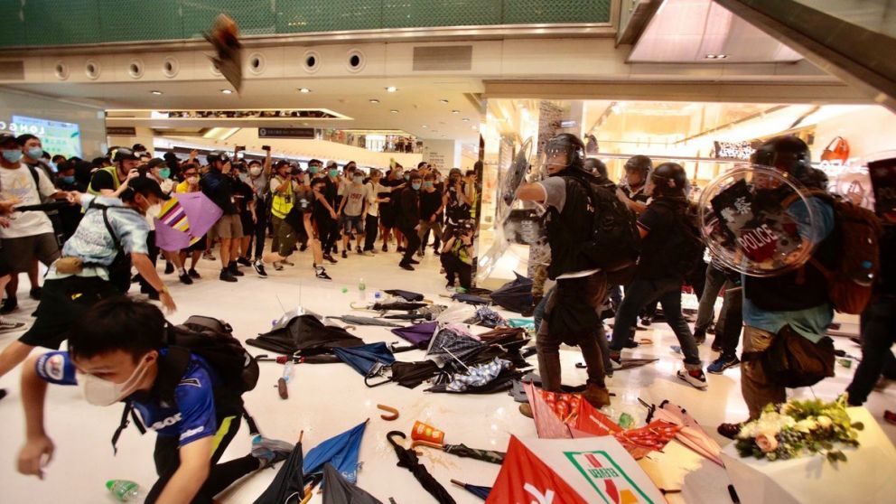 Se registraron fuertes incidentes en un centro comercial de Hong Kong.